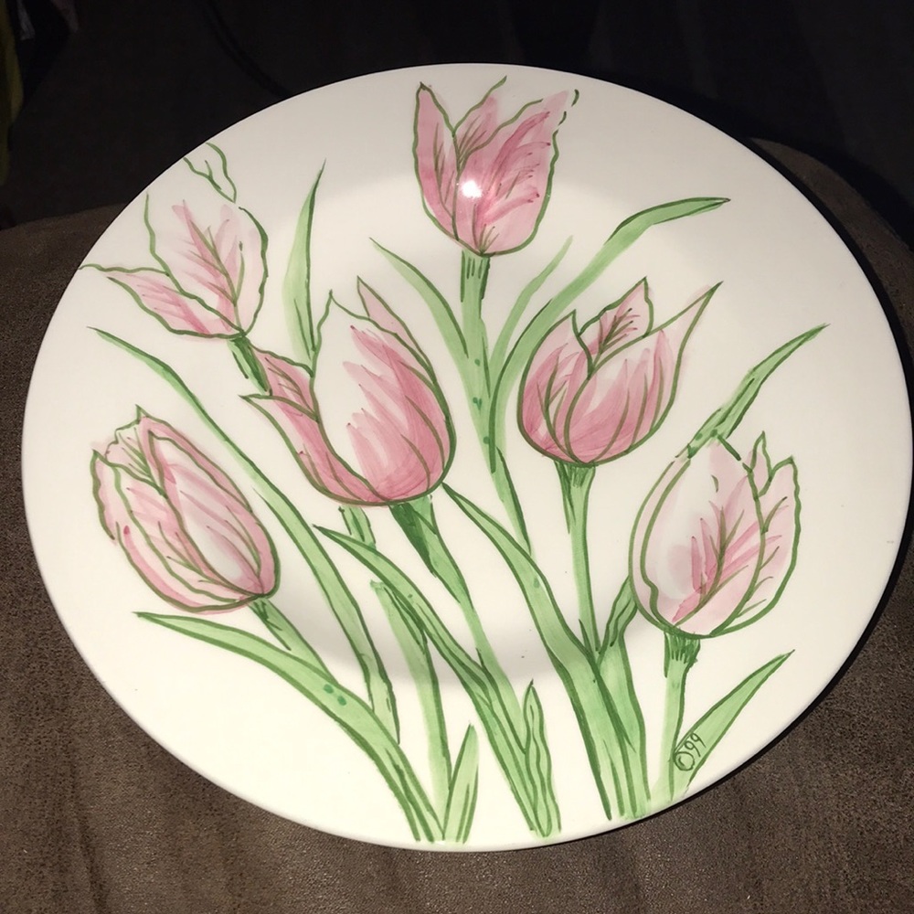 Two tulip plates for David and Harry with tulip front print